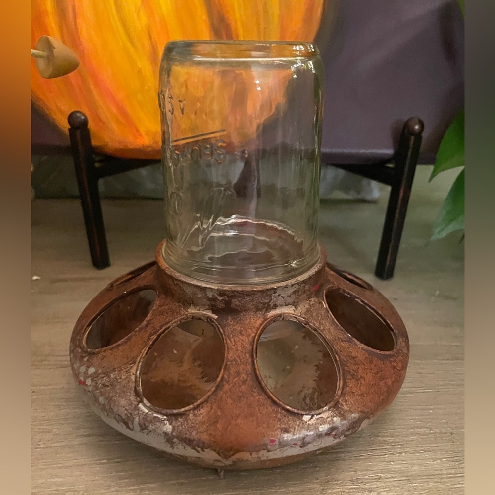 Vintage Chicken Feeder. Could also be used as a bird feeder. - Picture 2 of 7